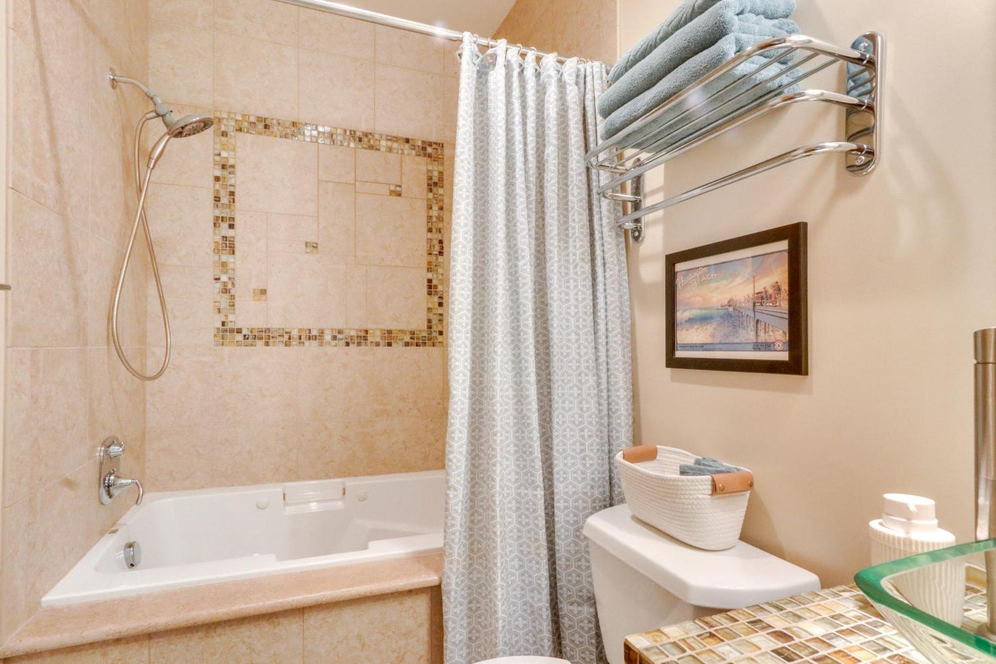 Stunning Coeur Dalene Condo Walk Downtown Коур-Д'Ален Екстер'єр фото