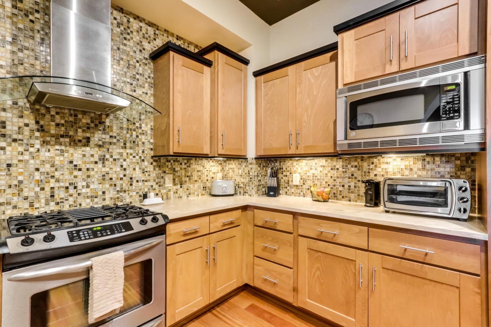 Stunning Coeur Dalene Condo Walk Downtown Коур-Д'Ален Екстер'єр фото